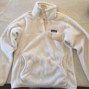 Women’s Medium Patagonia Pullover.